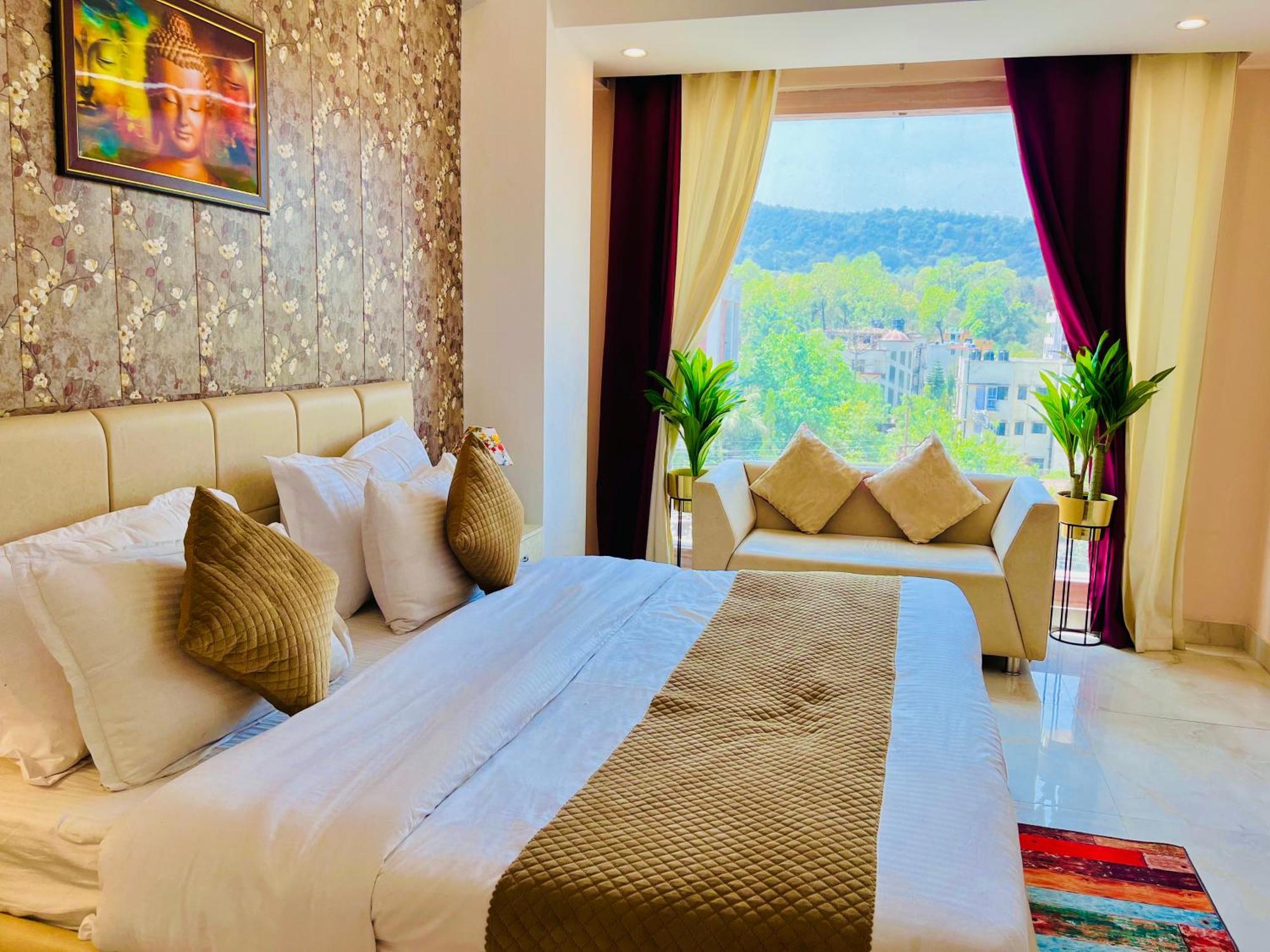 Hotel Golden Temple View By La Casa, Amritsar #Top Rated #Most Awarded #Swimming Pool #Prime Location #Luxury Rooms #Parking #Rooftop Cafe Exteriör bild